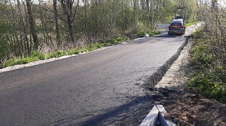 Bild: Asphaltierung Travewiesenweg