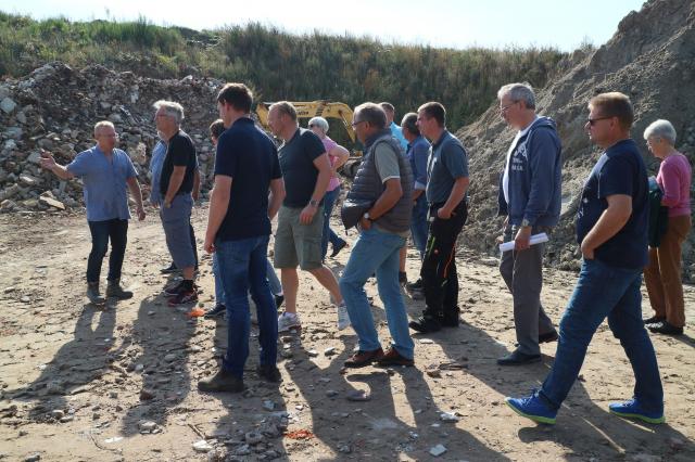 Bild: Besichtigung auf dem A.H.K. -Gel&auml;nde im Aug. 2018