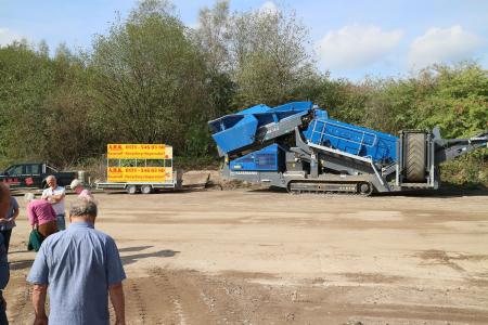 Bild: Besichtigung auf dem A.H.K. -Gel&auml;nde im Aug. 2018